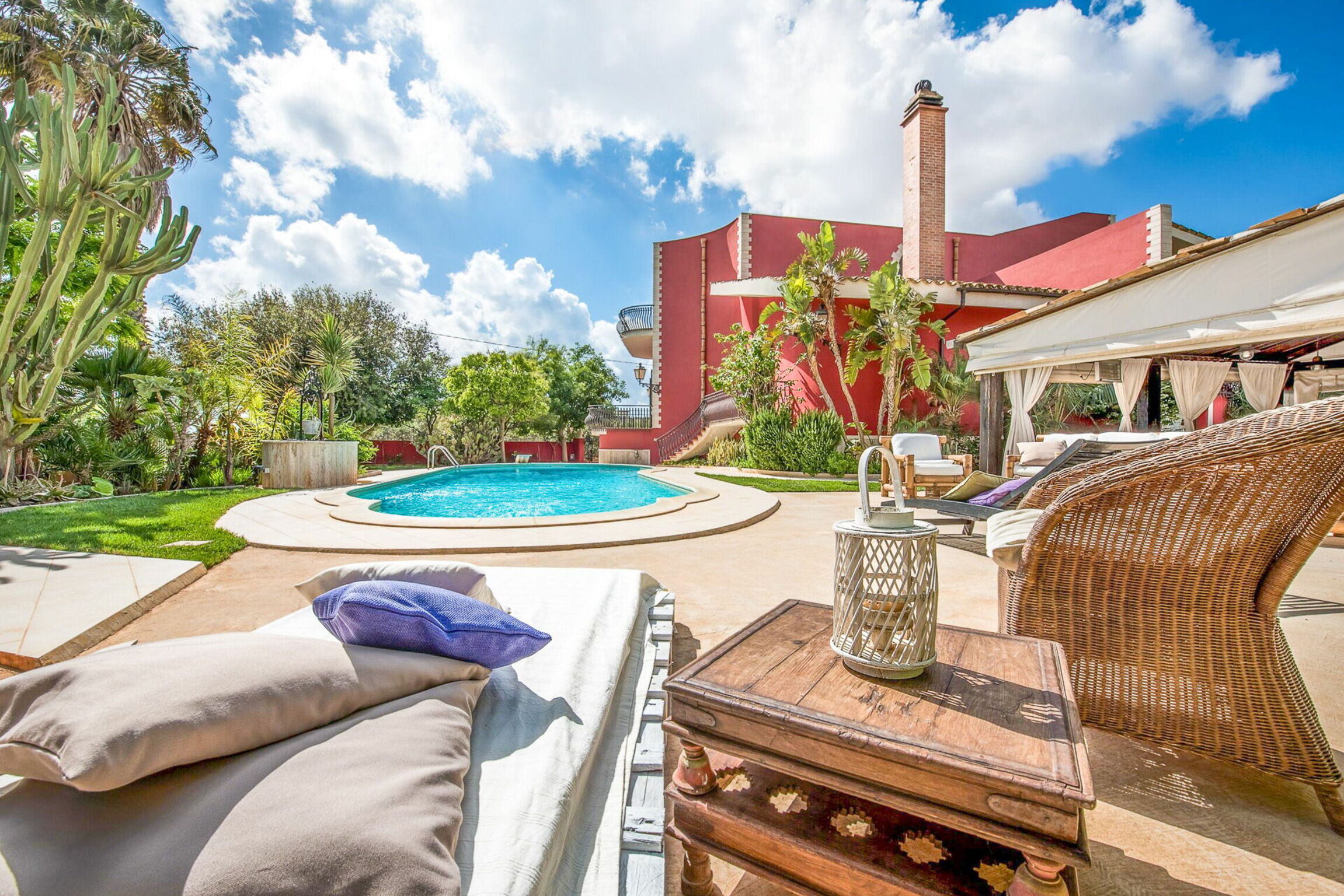 Balcony Retreat Villa in Sicily