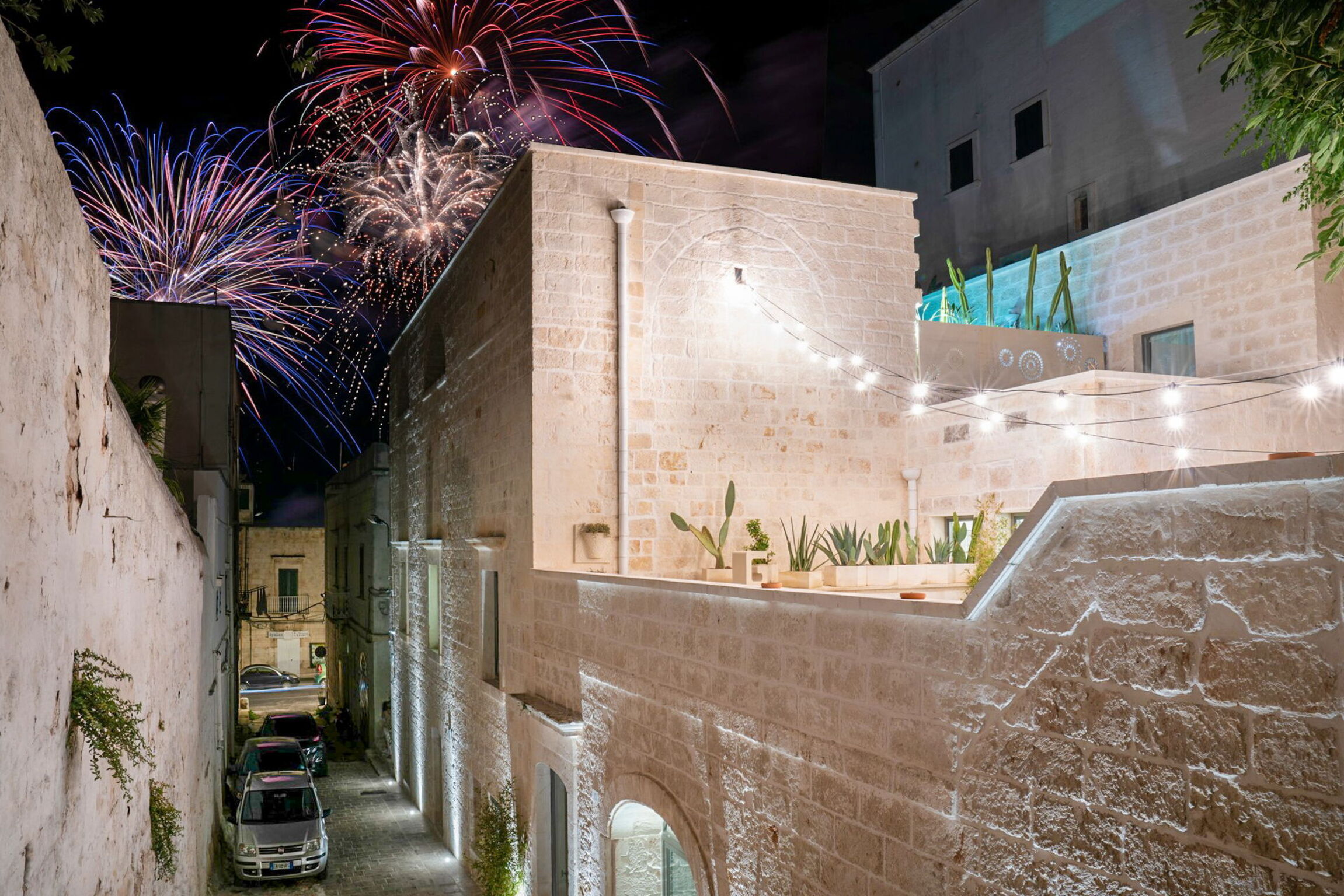 Elegant Balcony Villa in Puglia