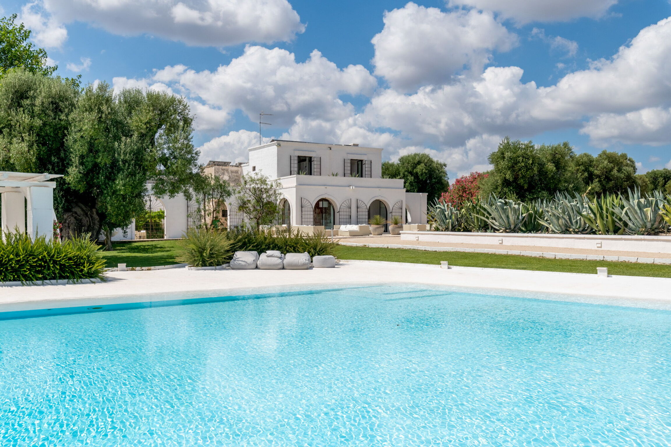 Traditional Masseria with Terrace in Puglia