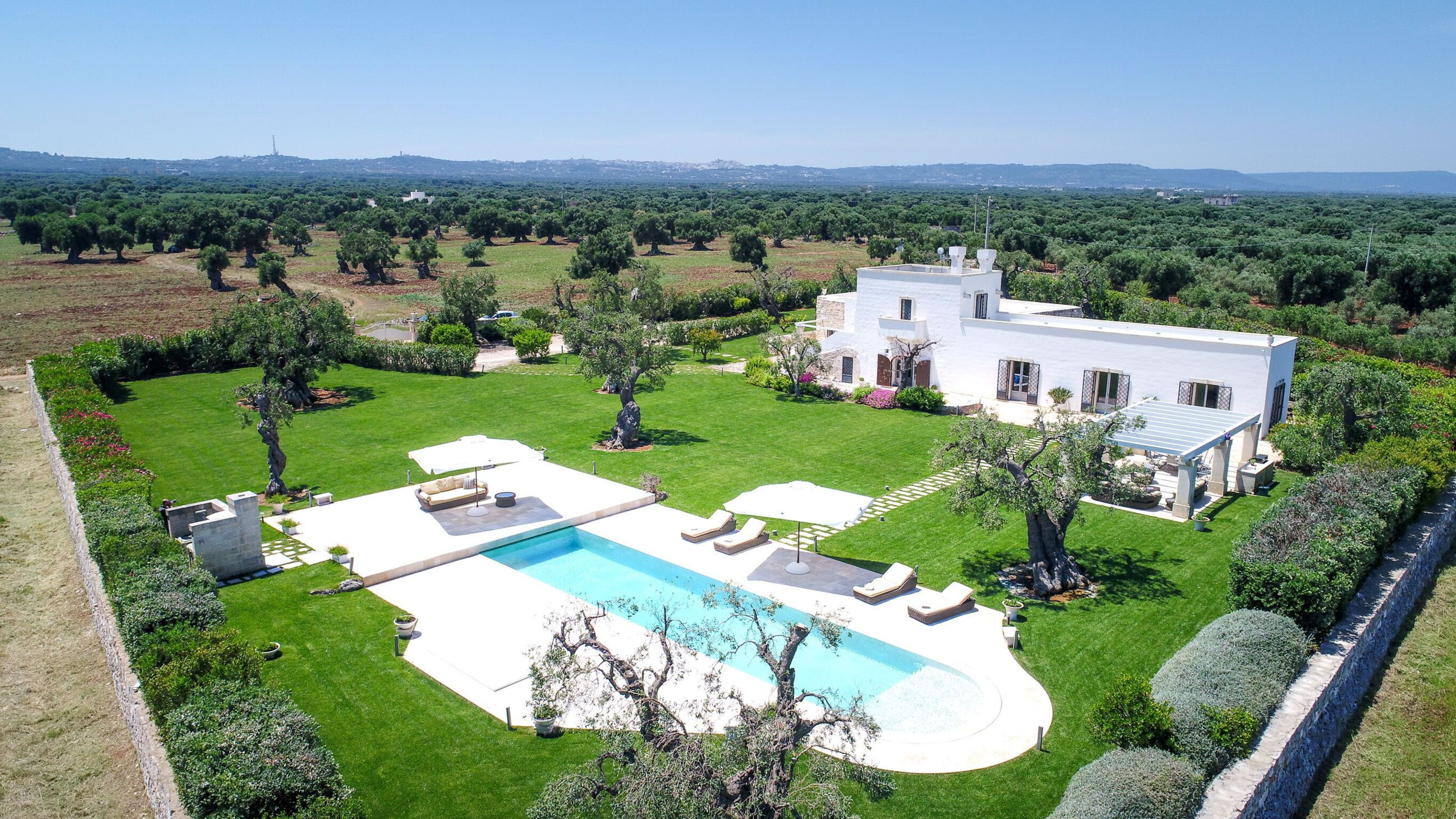 Rustic Farmhouse Villa in Puglia