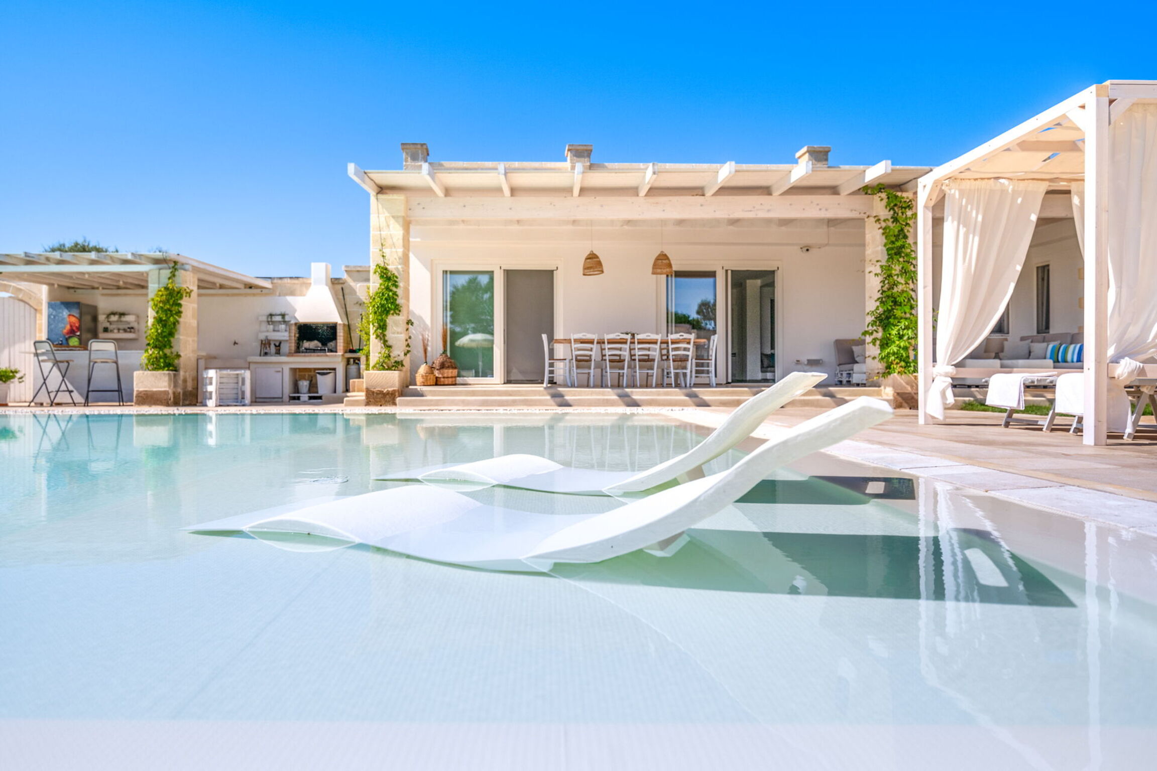 Charming Six Bedroom Villa in Puglia
